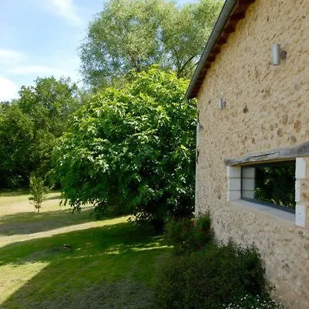 Le Charme Du Perigord Avec Piscine Chauffee בית נופש Bourrou